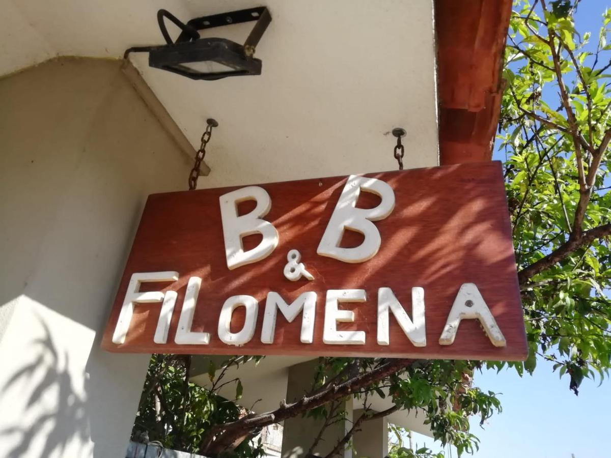 B&B Filomena Santa Giusta Kültér fotó